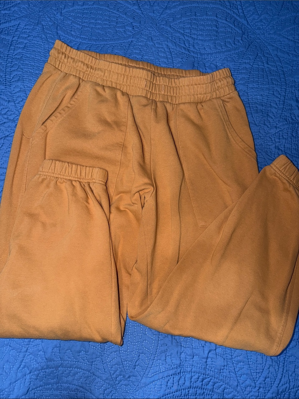 Women’s Universal Threads Sweatpants Casual Elastic-Waist Sweatpants - Brown